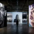 Fotografi Arles Menguji Kebenaran Visual Modern